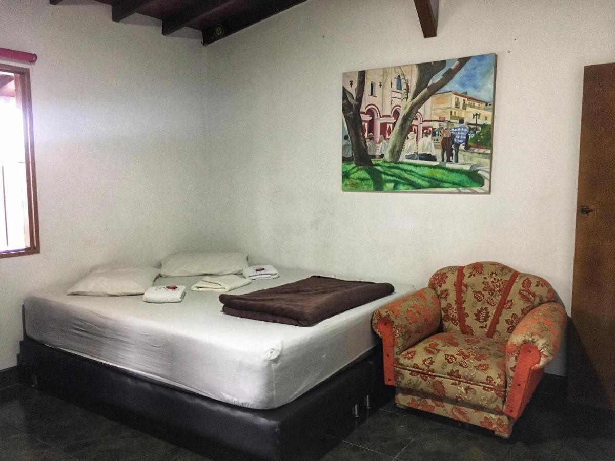 La Casona Hostel Guatapé Εξωτερικό φωτογραφία
