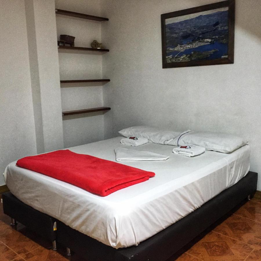 La Casona Hostel Guatapé Εξωτερικό φωτογραφία